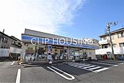 ローソン横浜別所四丁目店 徒歩3分。 210m