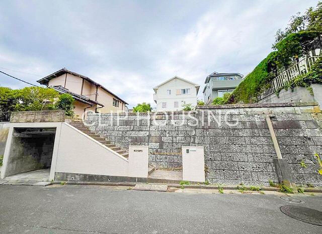 Land in Zushi, Kanagawa &mdash; photo 2