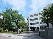 横浜市立領家中学校 徒歩16分。 1250m