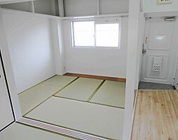 居間
