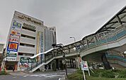サンプラザ河内長野店（910m）