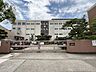周辺：名古屋市立鳴海中学校【教育目標】○自主性・創造性の育成　○道徳的判断力の育成　○強健な身体の育成　【学校努力点】『認め合い、自ら考える鳴中生』 100m