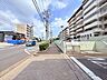 外観：広々としていて、街並みが開放的で圧迫感がありません。