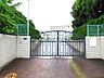 周辺：名古屋市立緑小学校【教育目標】・明るく健康な子ども・よく考え進んでやりぬく子ども・力を合わせて働く子ども【努力点】親しもう！深めよう！広げよう！ことばの世界 560m