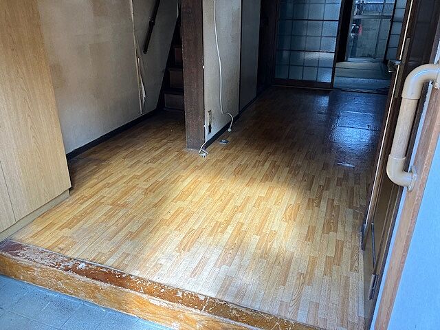 玄関 京都市伏見区淀際目町500-15