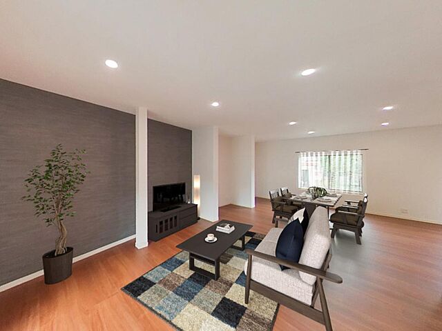 リビング/ダイニング 魚津市六郎丸732-26