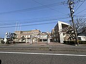 さみさと小学校まで約900ｍ