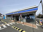ローソン堺向陵店 654m