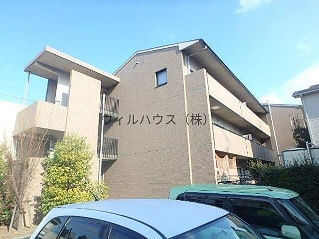 2 / 11