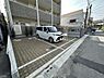 駐車場：駐車場！