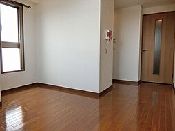 ジェルメ河善 8階1LDKのリビング/ダイニング