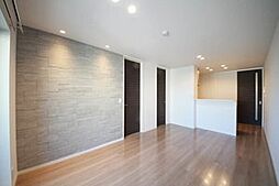 シャーメゾン聖和 3階2LDKのリビング/ダイニング