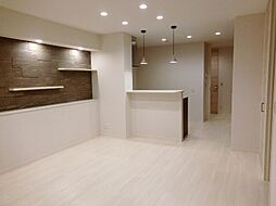 パラドール三国ヶ丘 1階2LDKのリビング/ダイニング