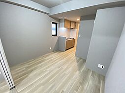 クローバー・グランツ三国ヶ丘 4階1LDKのリビング/ダイニング