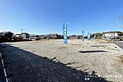 【分譲地全体の写真です】ゆとりの50坪超。お庭や並列駐車など自由な設計が可能です。