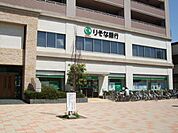 りそな銀行金剛支店 2053m
