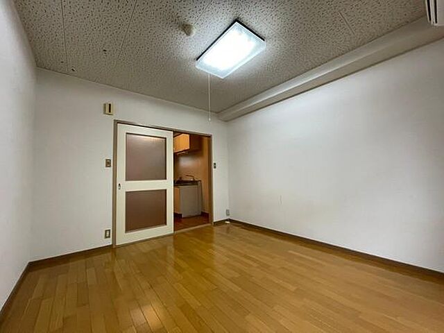 洋室