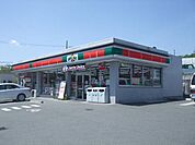 サンクス狭山今熊店 431m