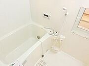 浴室乾燥機、追い焚き機能付バス！