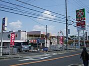ライフ滝谷店 2229m
