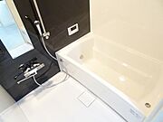 浴室乾燥機、追い焚き機能付きバス！