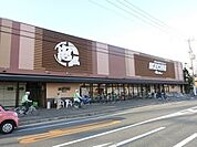 イケチュー少林寺店 700m