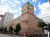 ライフ百舌鳥店 831m