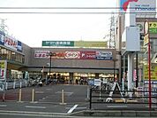 万代金岡店 748m