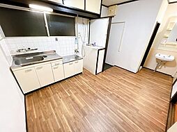 マンション源 3階2DKのリビング/ダイニング