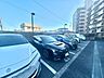 駐車場：【駐車場】ファミリーカーも悠々駐車できるスペースです。お車好きにはたまらないですね！