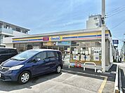 ミニストップ千葉真砂店まで770m (徒歩10分)急な買い物はもちろん、ATM利用や公共料金の支払いなどにご利用いただけます。