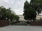 神吉中学校