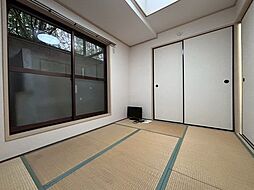 居間