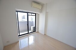 Osaka Metro御堂筋線 東三国駅 徒歩3分の賃貸マンション 4階1Kのリビング/ダイニング