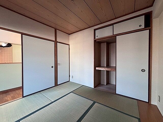 寝室