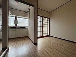 居間