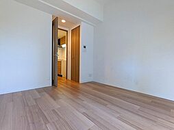 JR東海道・山陽本線 新大阪駅 徒歩8分の賃貸マンション 1階1Kのリビング/ダイニング