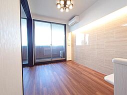 北大阪急行電鉄 緑地公園駅 徒歩3分の賃貸マンション 7階1LDKのリビング/ダイニング