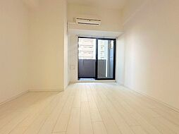 Osaka Metro御堂筋線 新大阪駅 徒歩10分の賃貸マンション 15階1Kのリビング/ダイニング