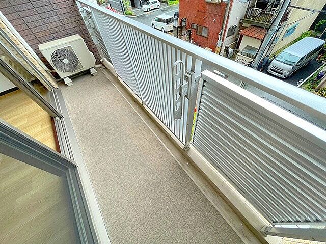 バルコニー