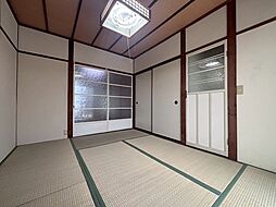 居間