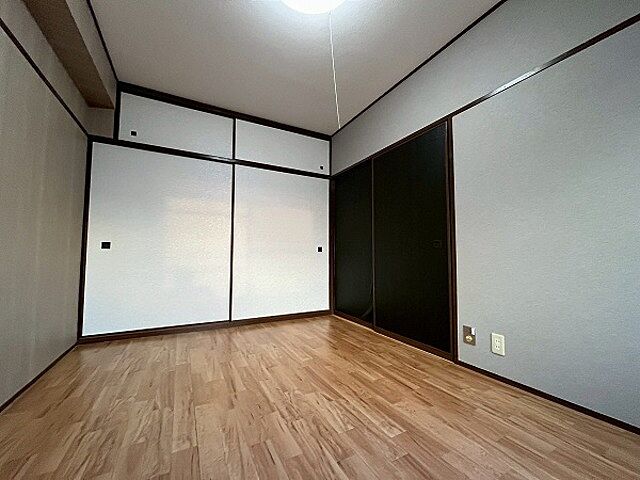 寝室