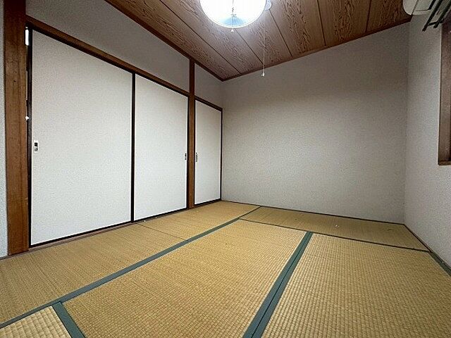 寝室