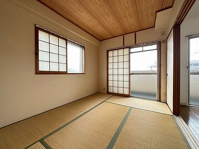 寝室