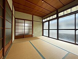 居間