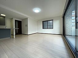 エデラ・カーサ 404 4階1LDKのリビング/ダイニング