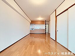 コーポ・シェイーネ:リビング