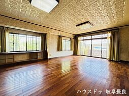 居間