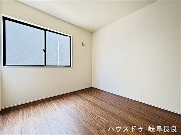 洋室を拡大表示