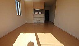 JR山陽本線 東福山駅 3.8kmの賃貸アパート 2階3LDKのリビング/ダイニング